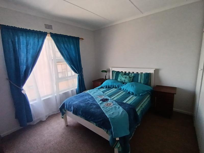 4 Bedroom Property for Sale in Heiderand Western Cape